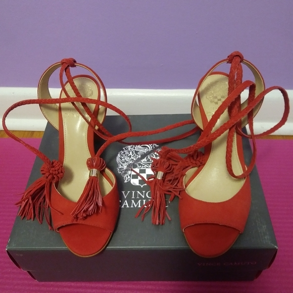 *HOST PICK* Vince Camuto Vianna Block Heel Ankle Tie Sandals - Picture 2 of 6